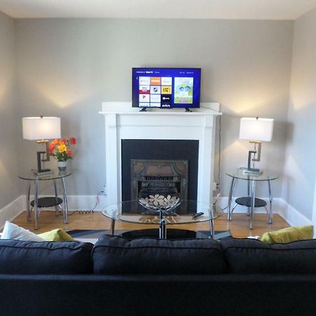 Bright, Clean, Private. In The Heart Of Downtown! Parking, Wi-Fi And Netflix Included Apartment Ottawa Exterior foto