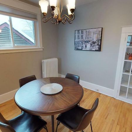Bright, Clean, Private. In The Heart Of Downtown! Parking, Wi-Fi And Netflix Included Apartment Ottawa Exterior foto