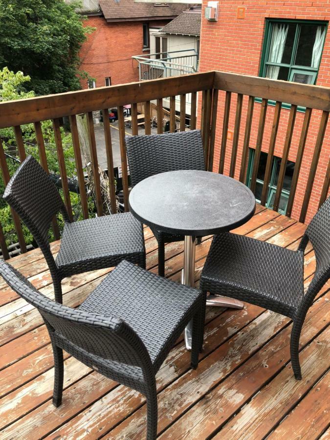 Bright, Clean, Private. In The Heart Of Downtown! Parking, Wi-Fi And Netflix Included Apartment Ottawa Exterior foto